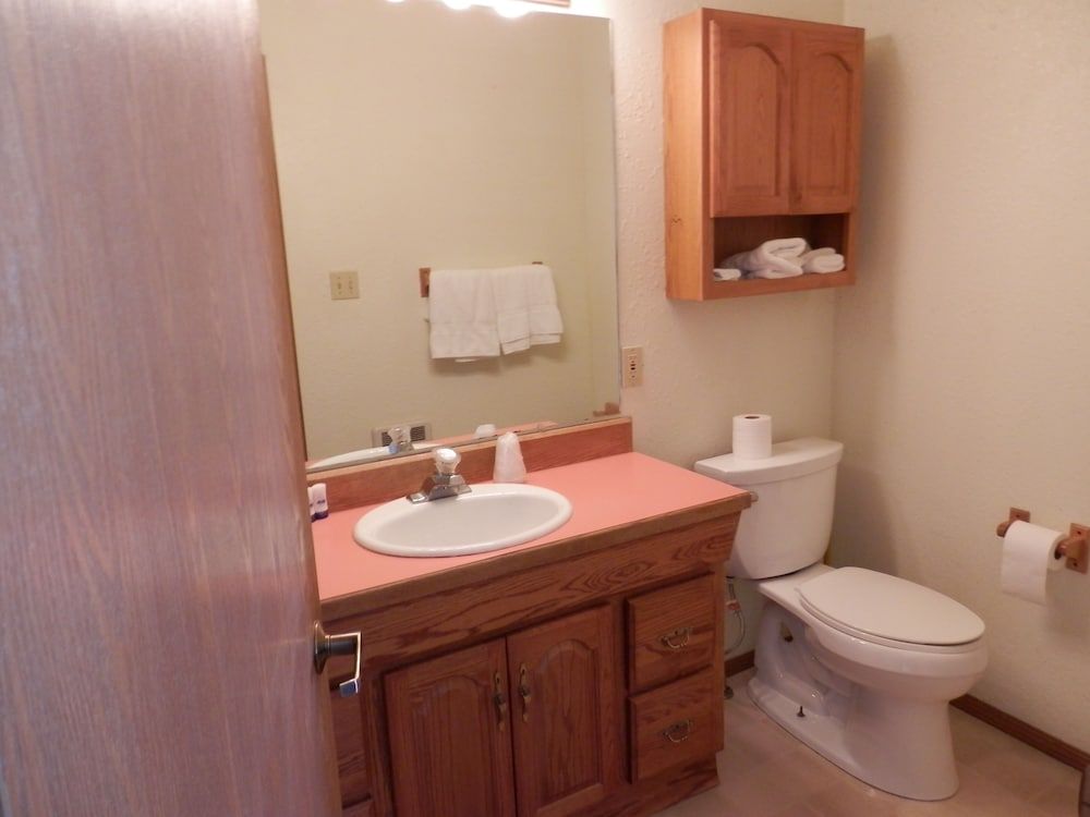 Trail Motel - photo 21