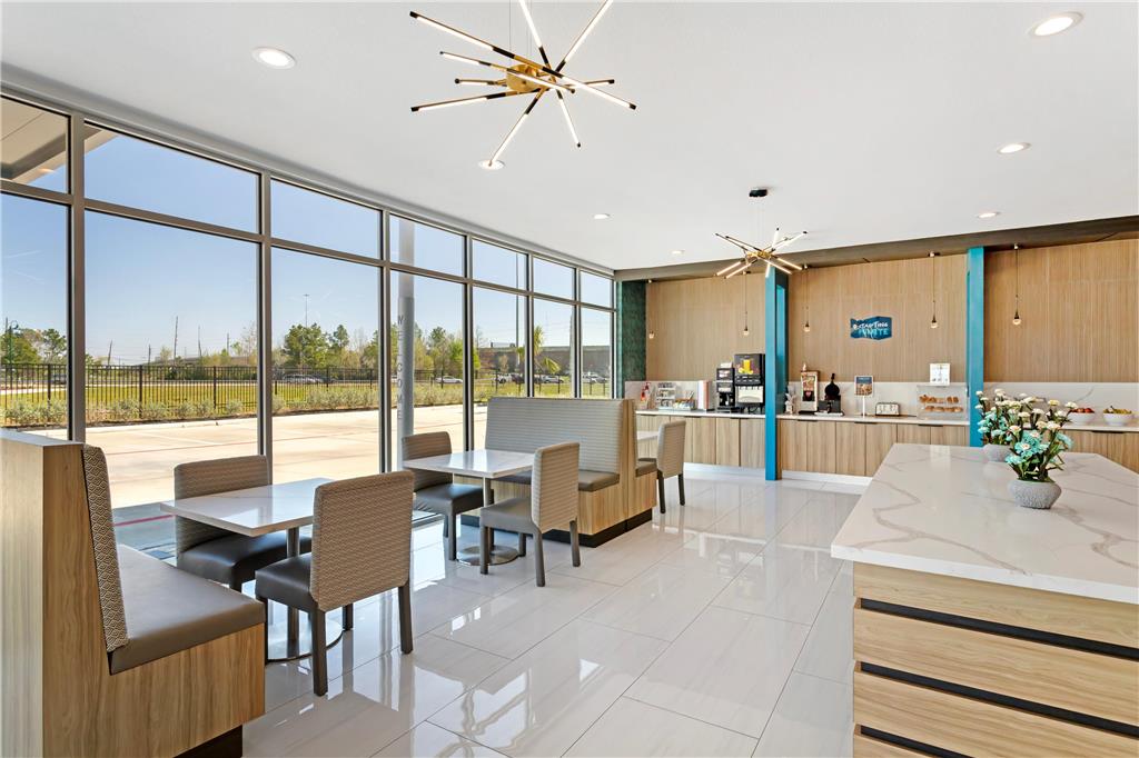 Clarion Pointe Spring Houston North - photo 30