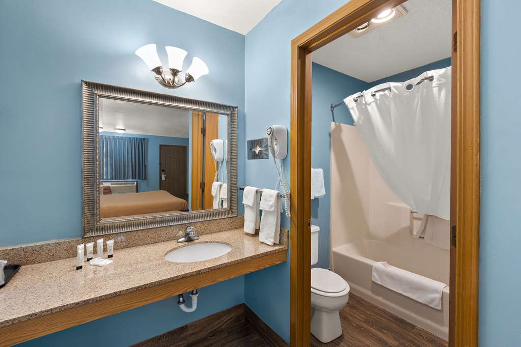 Americas Best Value Inn Celina - photo 22