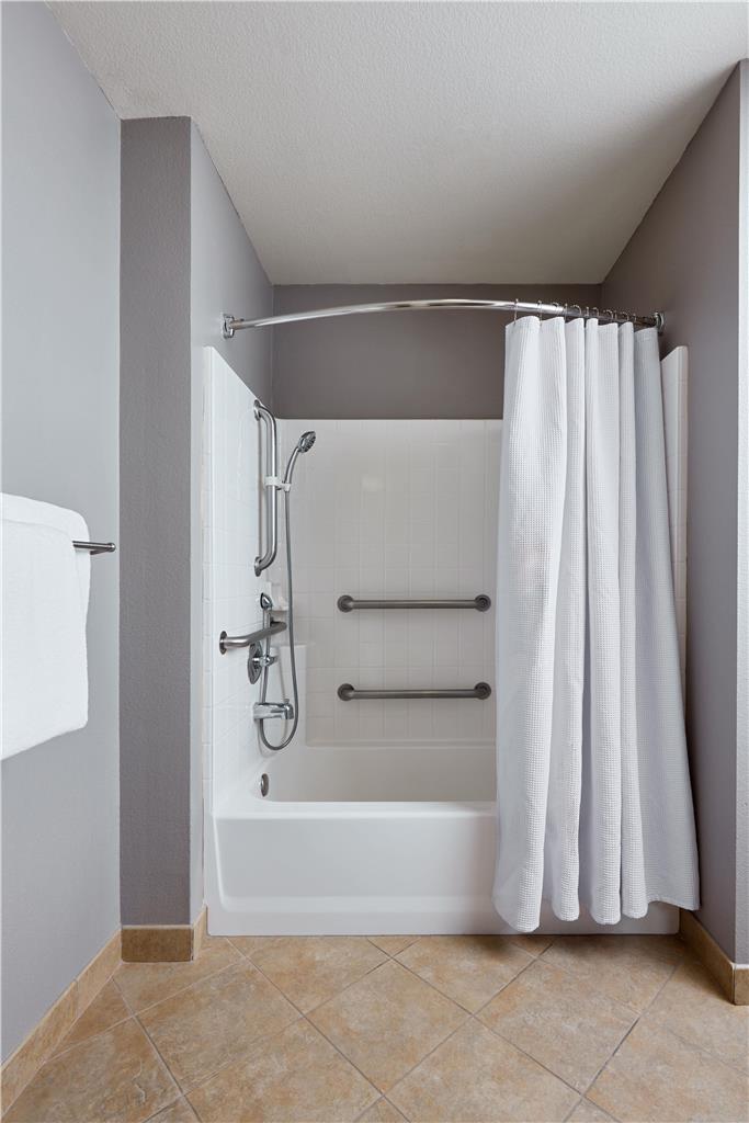 Hyatt House Seattle Bellevue - photo 36