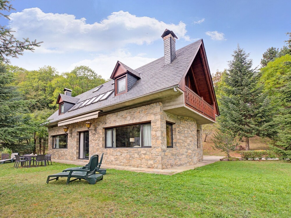 Splendid house next to the Baqueira Beret ski resort in Vielha, Spain