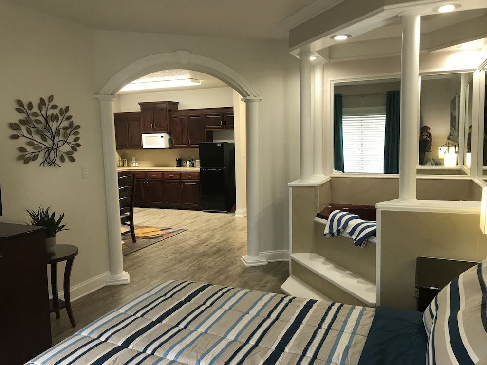 Hotel Pensacola - photo 44