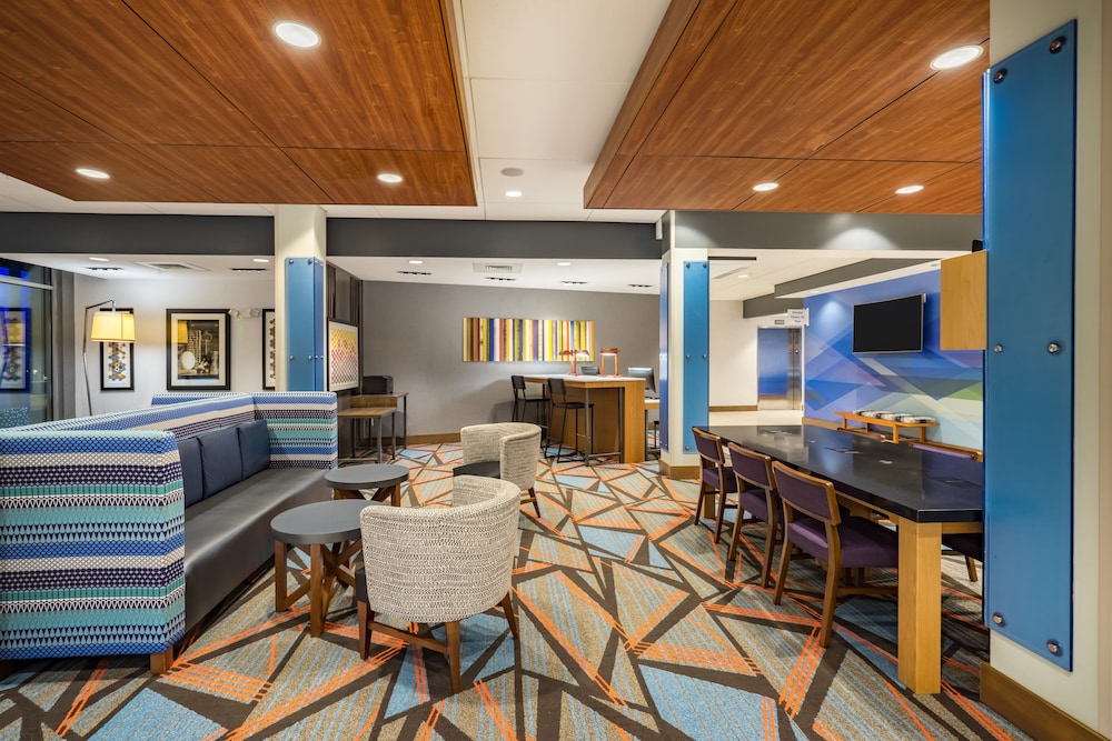 Holiday Inn Express & Suites Greenville SE Simpsonville by IHG - photo 8