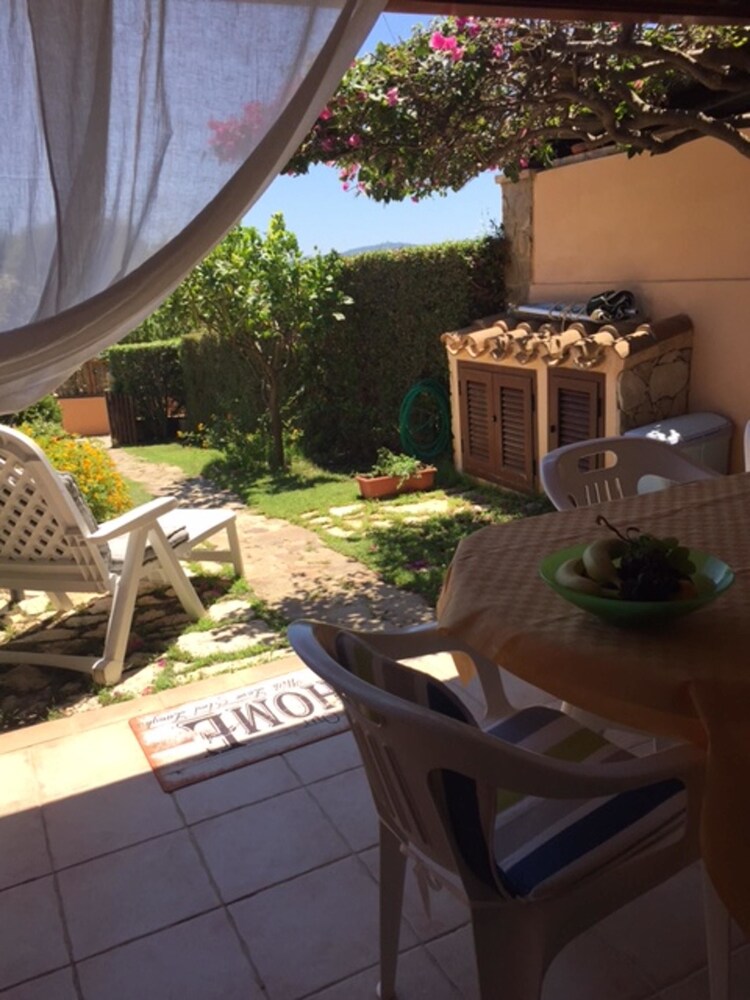 House With one Bedroom in Villasimius With Furnished Terrace and Wifi — 4-Star Luxury Hotel in Villasimius, Italy