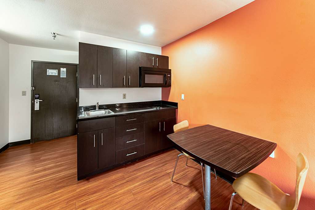 Motel 6 Lebanon IN - photo 18