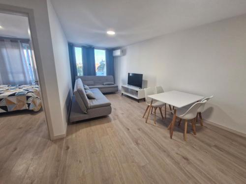 Funcional céntrico y cómodo — 4-Star Luxury Hotel in Montevideo, Uruguay
