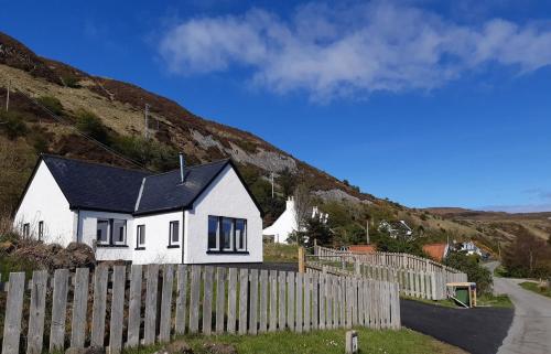 Bay View Bungalow — 4-Star Luxury Hotel in Portree, United Kingdom