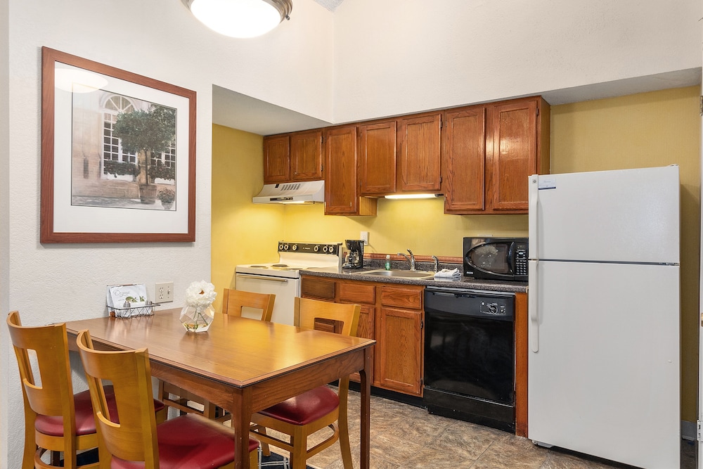 Residences at Daniel Webster - photo 20