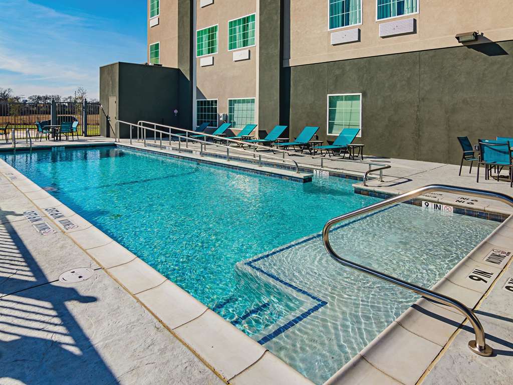 La Quinta Inn & Suites by Wyndham Dallas Wylie - photo 7