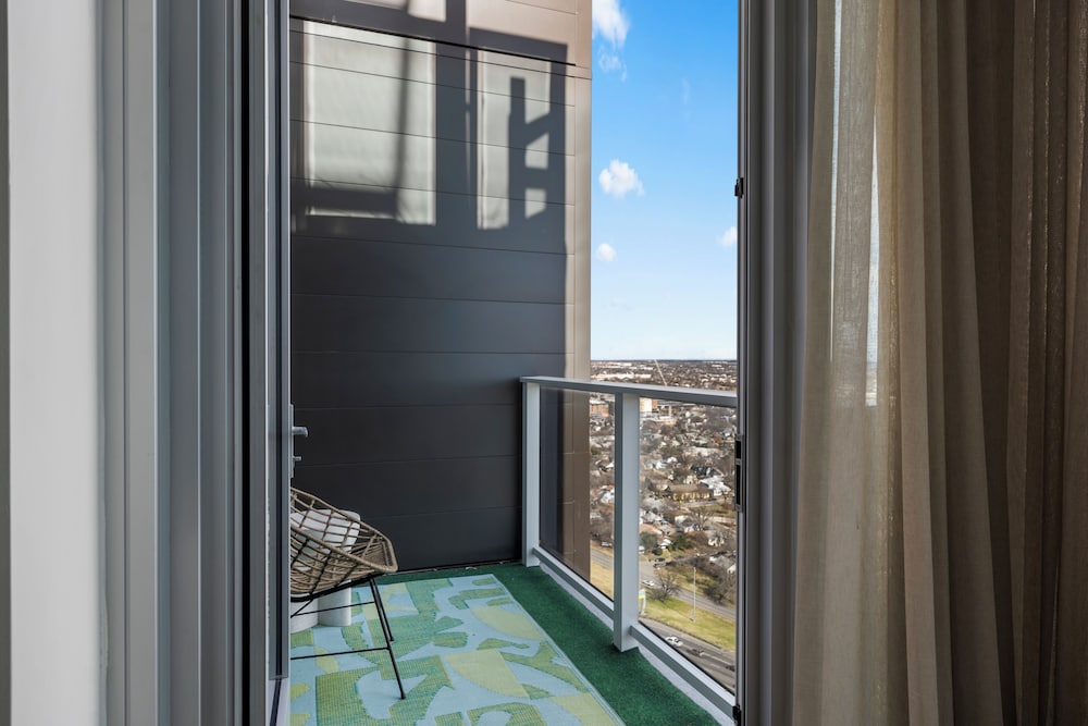 Austin Condo Hotel - photo 648