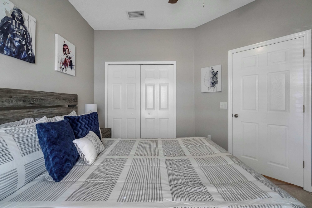 Create Lasting Magical Memories Resort Home for 8 - photo 7