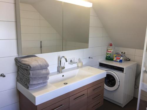Apartment Auf Dem Bauernhof — 4-Star Luxury Hotel in Luzern, Switzerland