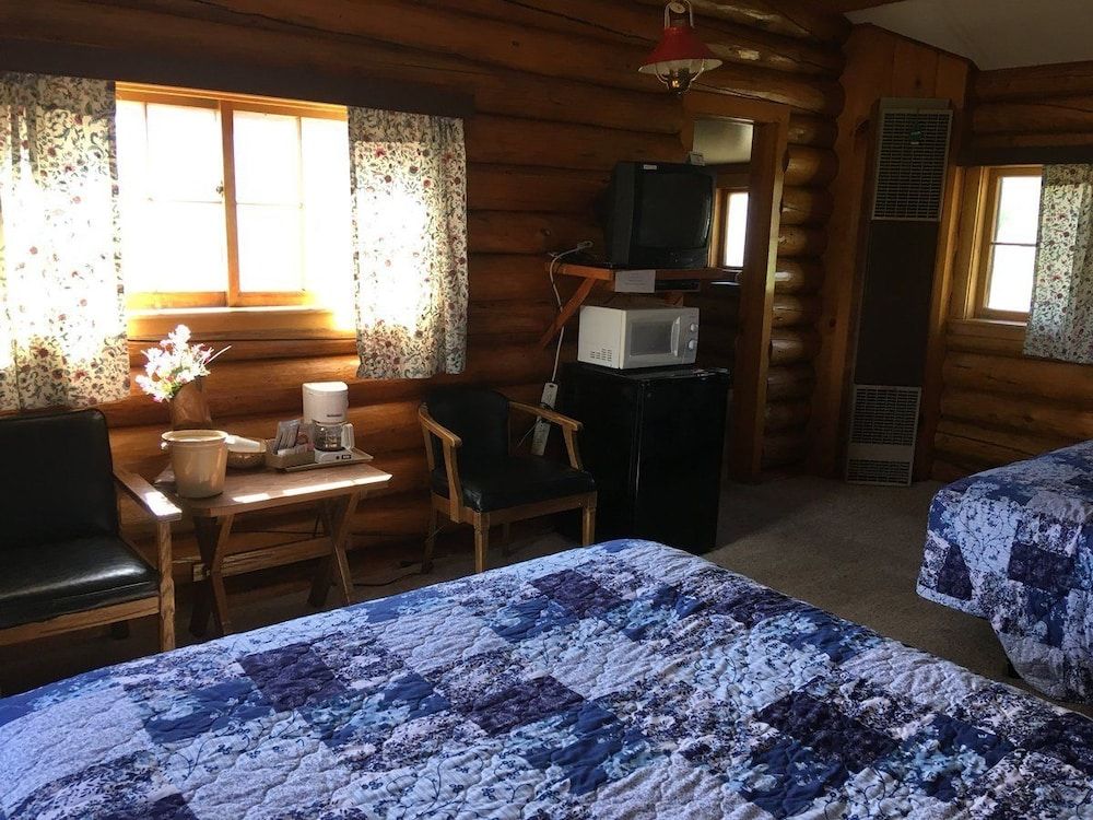 Branding Iron Inn - photo 15