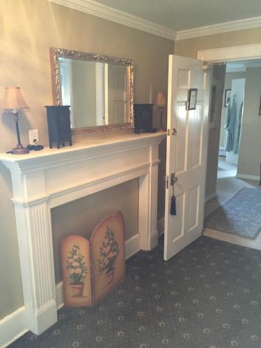 The Inn on the Ocean - photo 14