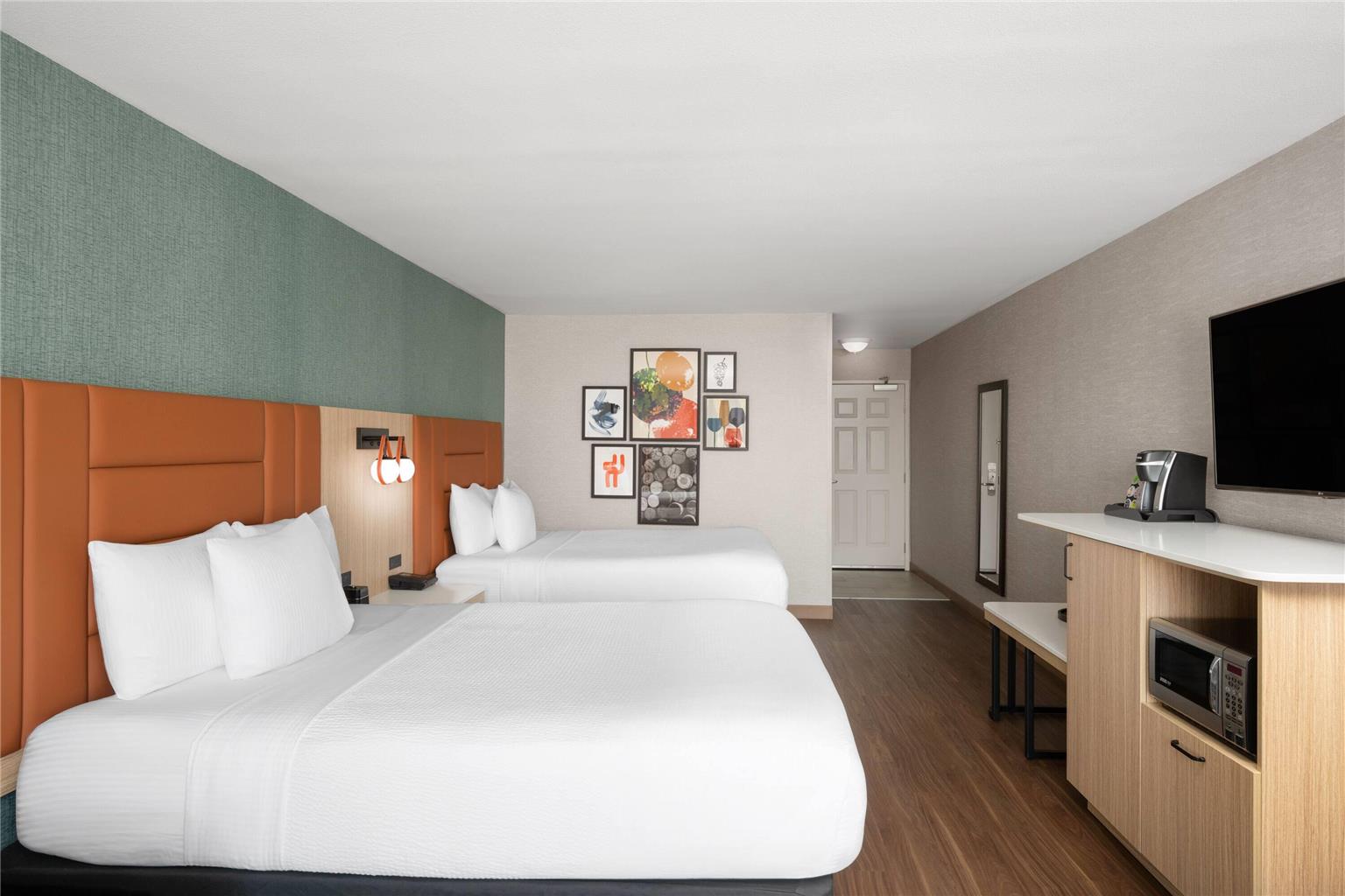 La Quinta Inn & Suites by Wyndham Paso Robles - photo 28