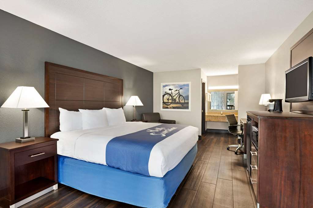 Days Inn by Wyndham Rock Hill - photo 16