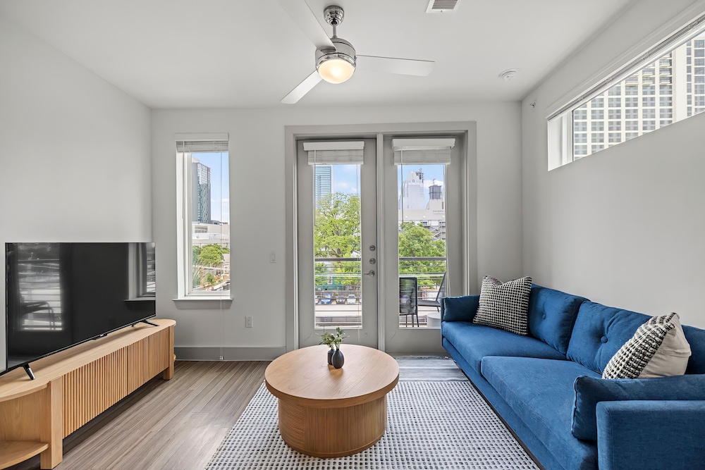 Placemakr Downtown Austin - photo 137