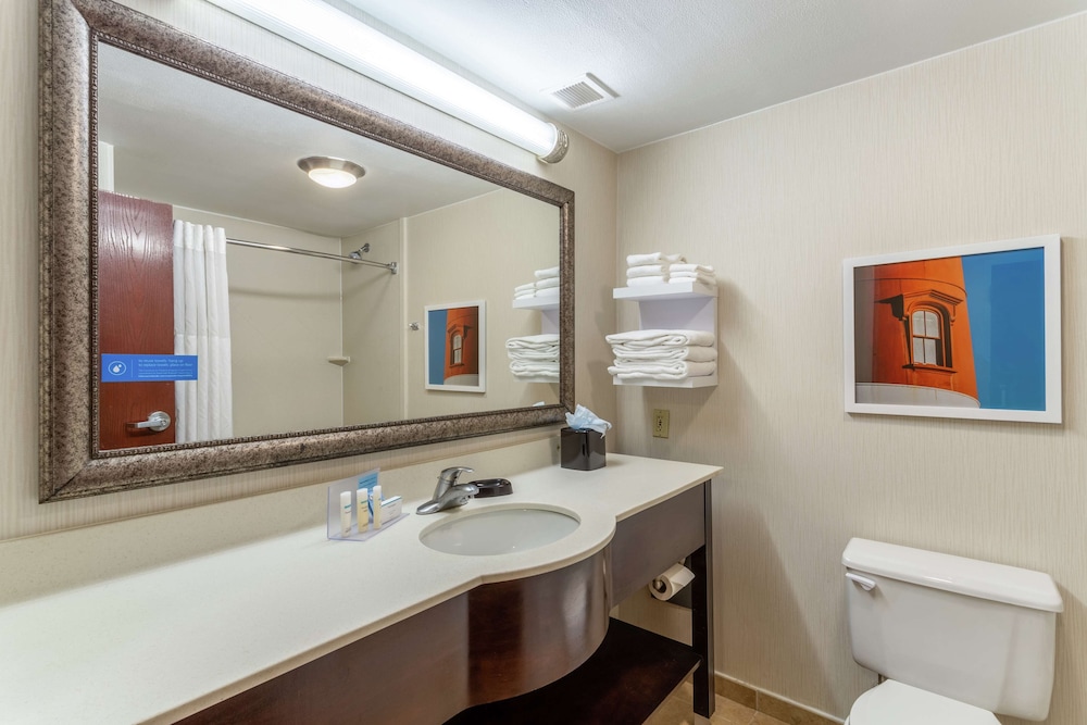 Hampton Inn Boston Peabody - photo 14