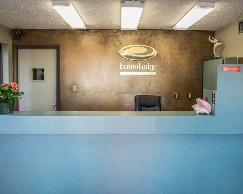Econo Lodge Panama City St. Andrews - photo 7