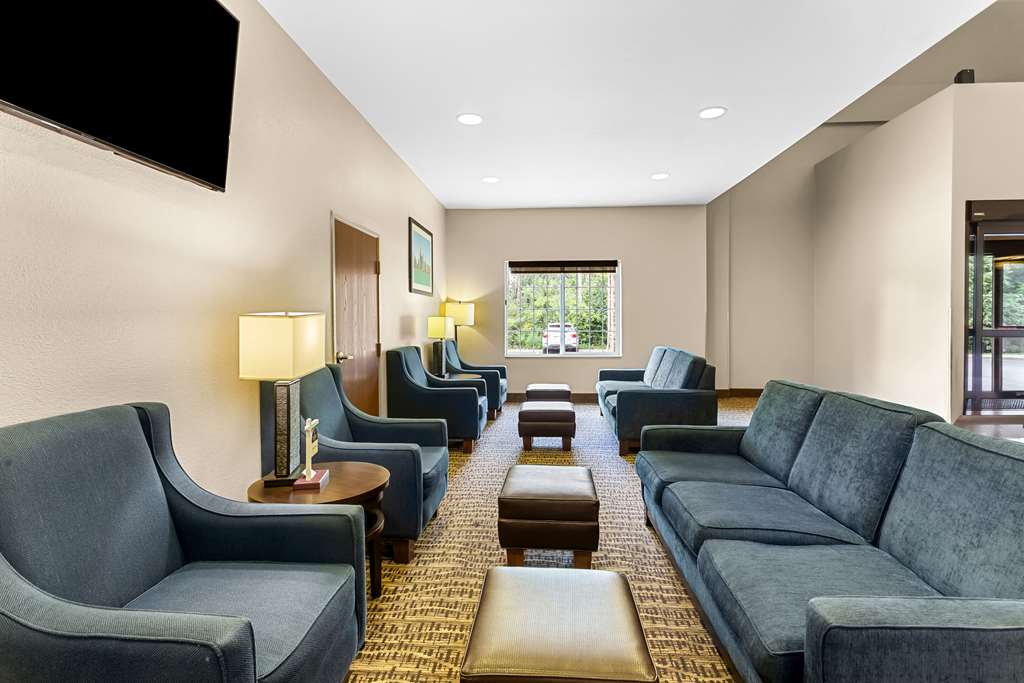 Comfort Suites Grayslake near Libertyville North - photo 8