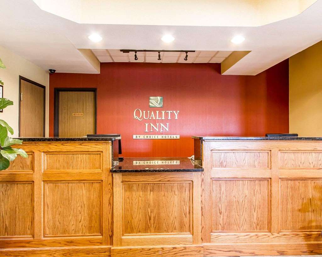 Quality Inn Pontiac - photo 10