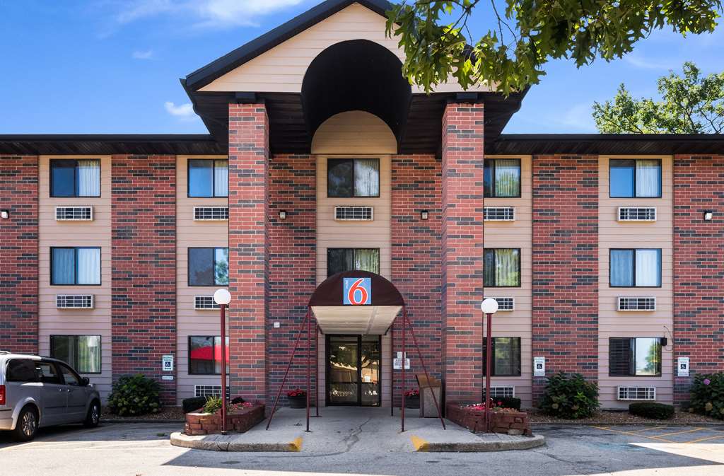 Motel 6 Prospect Heights IL - featured photo