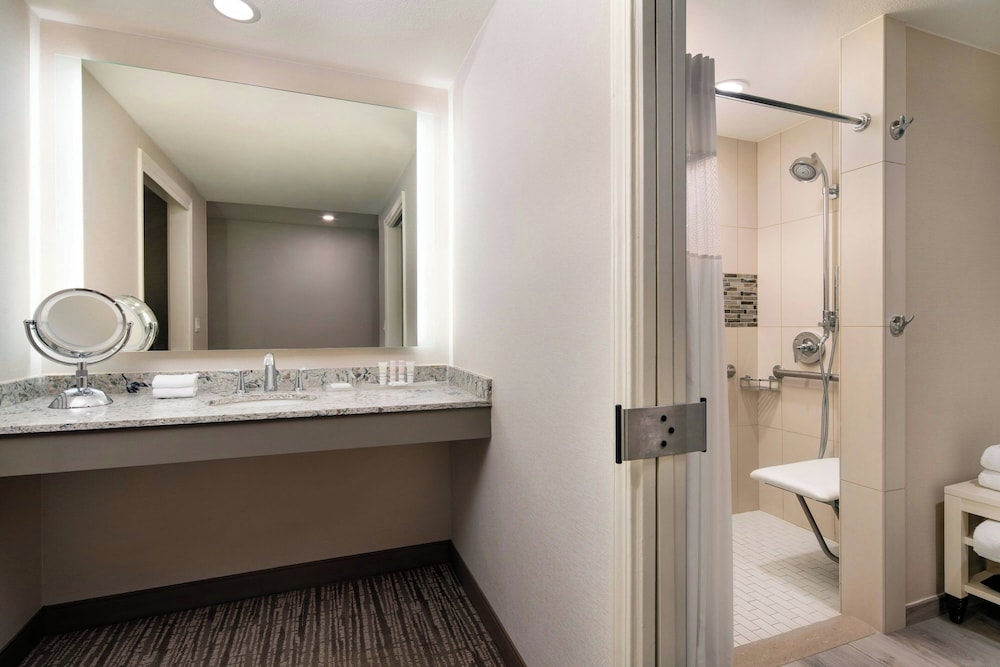Coronado Island Marriott Resort & Spa - photo 28