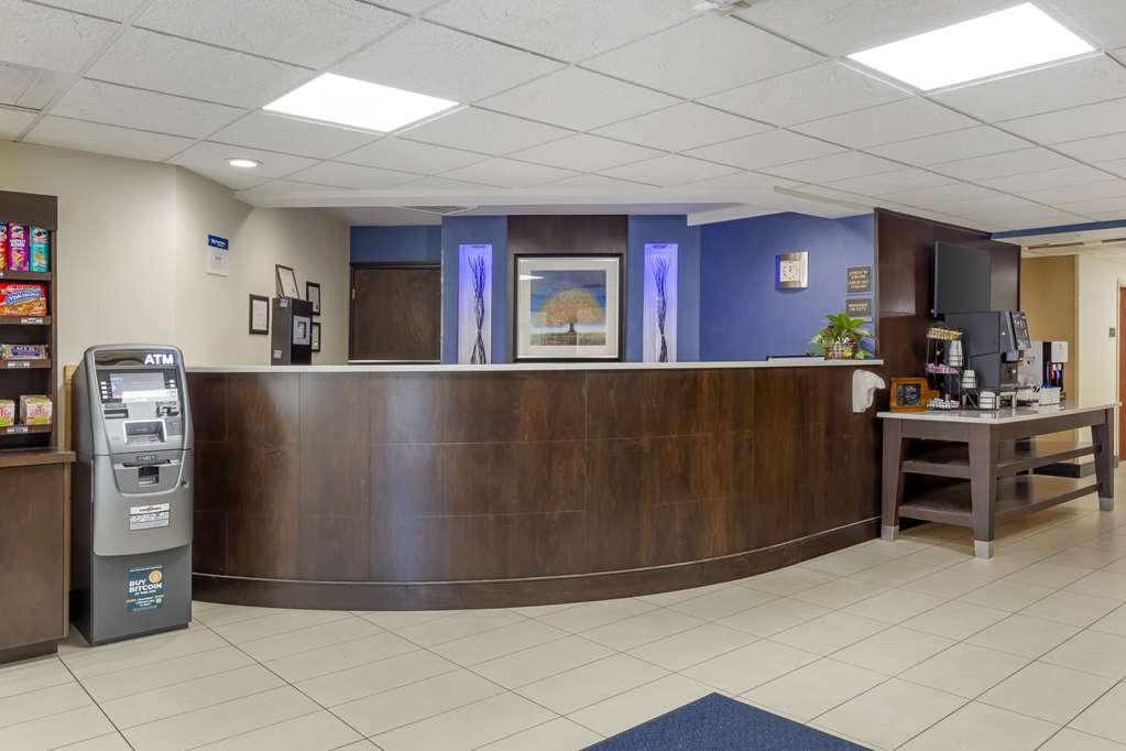 Best Western Plus Berkshire Hills Inn & Suites - photo 13