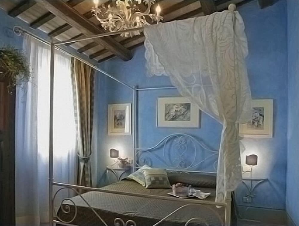 Poggio Montali — Monte Roberto — photo 5
