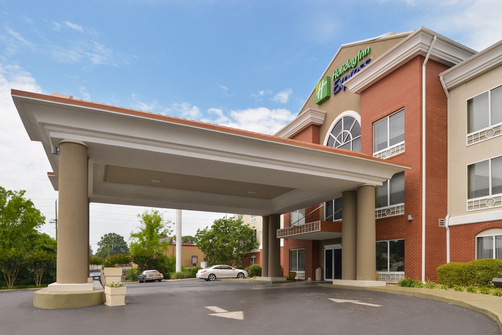 Holiday Inn Express & Suites Chattanooga by IHG - photo 61