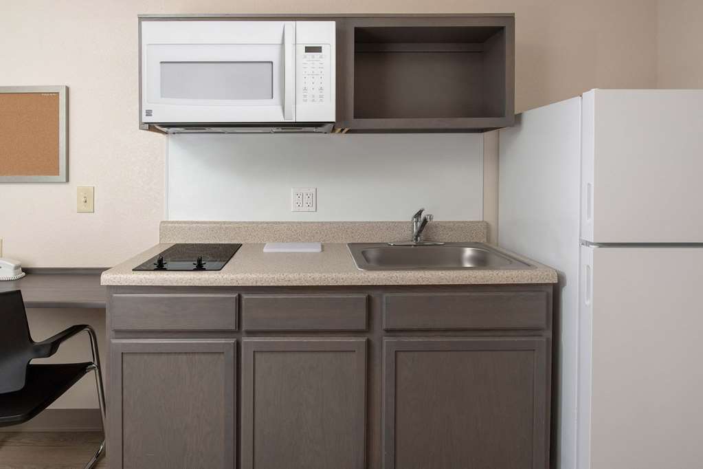 WoodSpring Suites Broken Arrow - photo 13