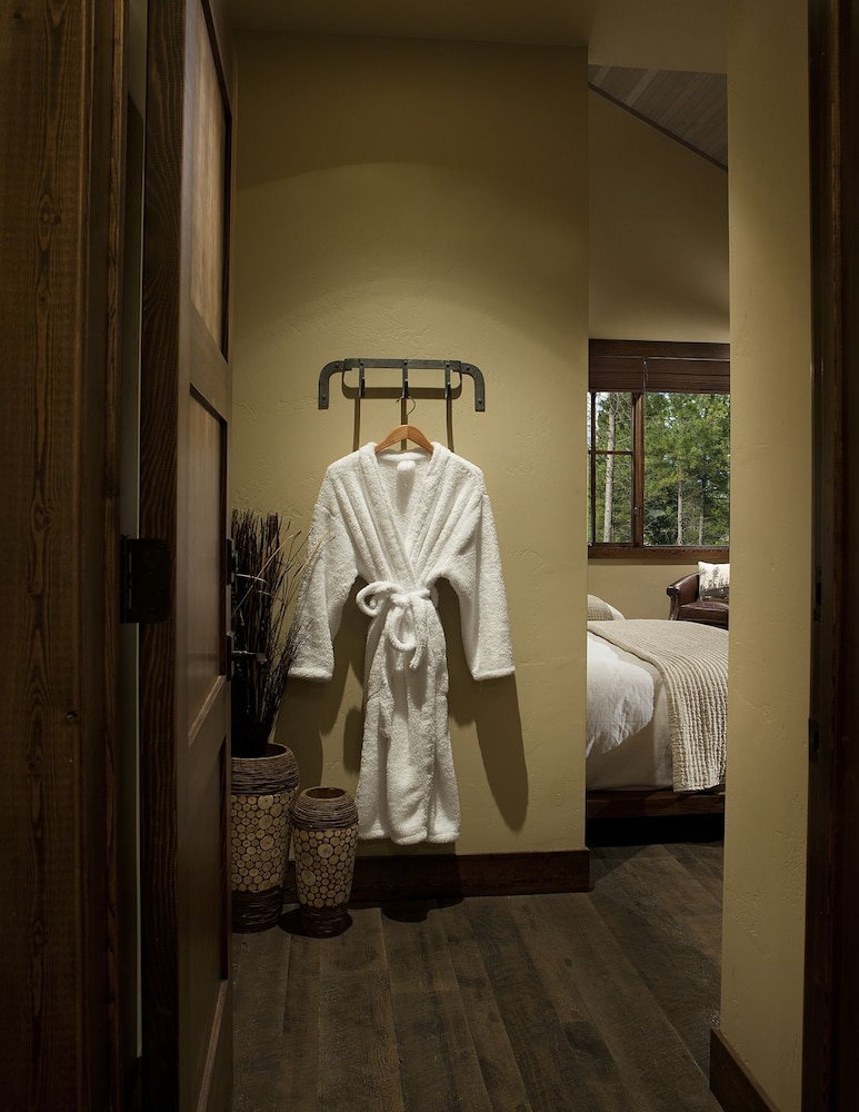 Wilderness Club - photo 130