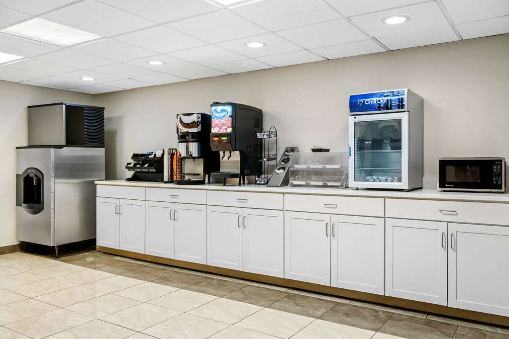 Econo Lodge Billings - photo 33