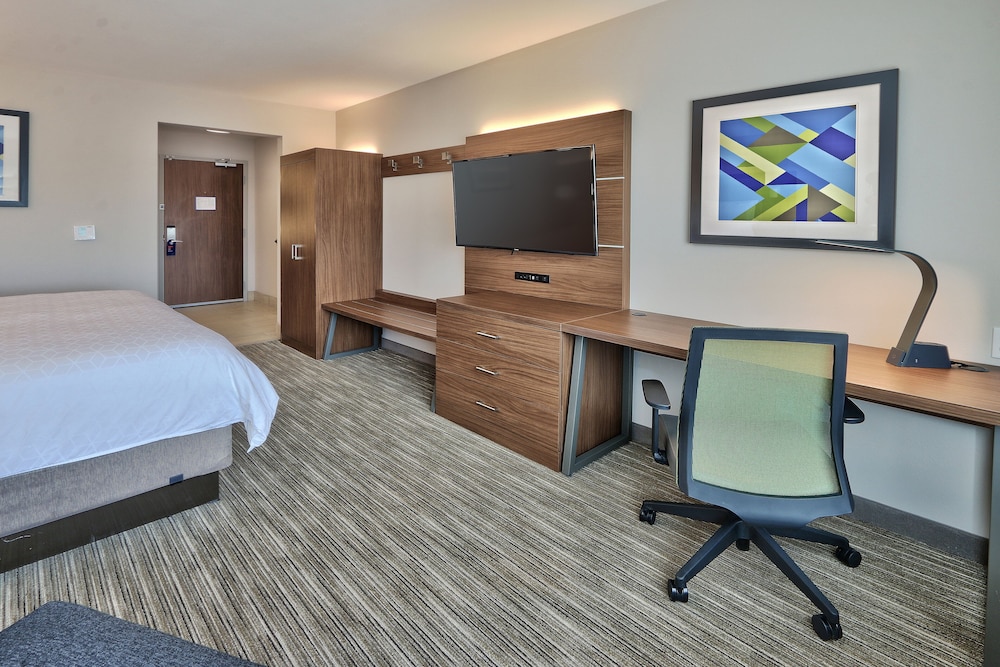 Holiday Inn Express & Suites Albuquerque East by IHG - photo 7