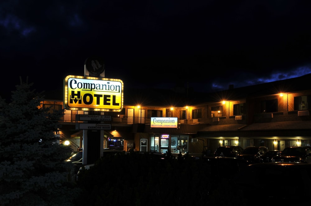 Companion Hotel Motel pet-friendly hotel Hearst