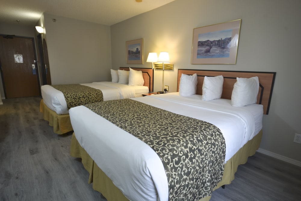 Days Inn & Suites by Wyndham Airport Albuquerque - photo 15