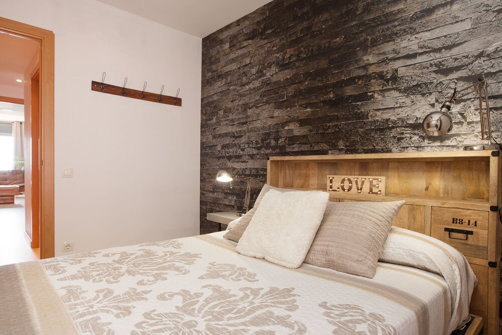 Apartment Beach Front Canet — Canet De Mar — photo 4