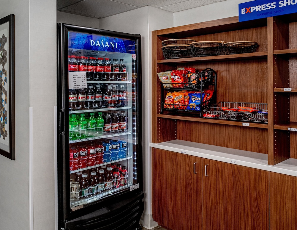 Holiday Inn Express Hotel & Suites Pikeville by IHG - photo 30