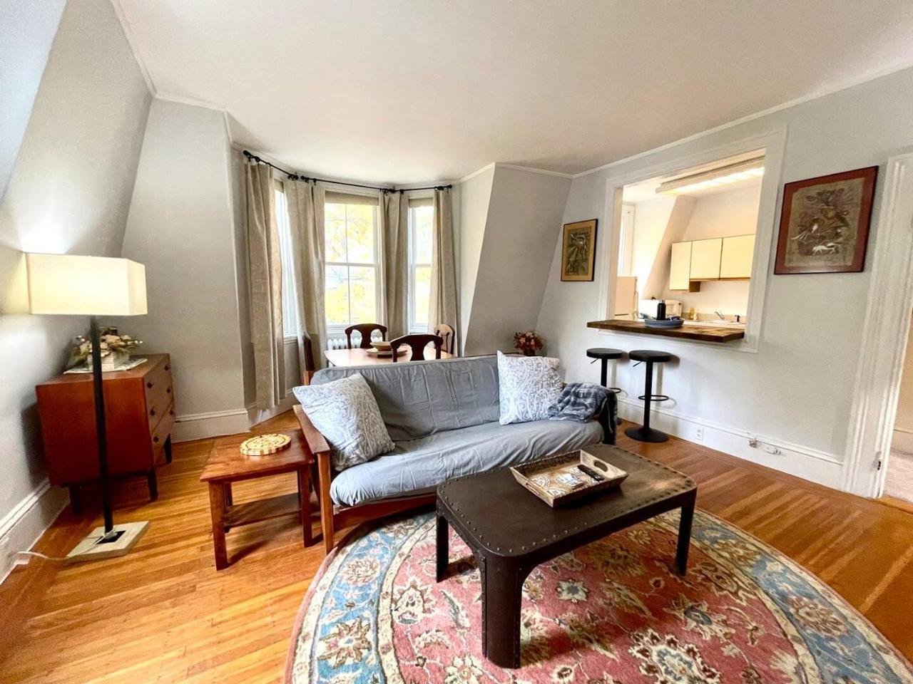 Brookline Village Public Transport Longwood Med — 4-Star Luxury Hotel in Brookline, United States