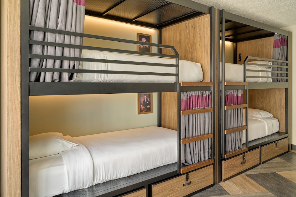 Hotel Rendale Washington DC - photo 16