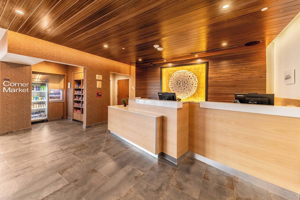 Fairfield Inn & Suites by Marriott Gainesville I 35 - photo 3