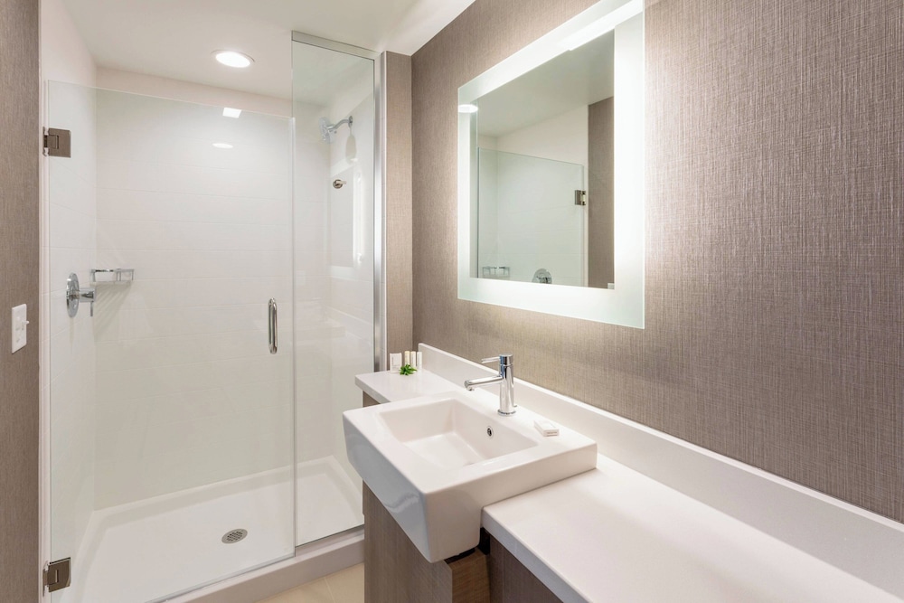 SpringHill Suites by Marriott Minneapolis Maple Grove Arbor Lakes - photo 12