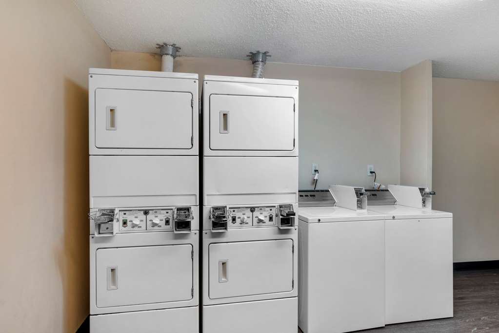 Comfort Suites DFW Airport - photo 31