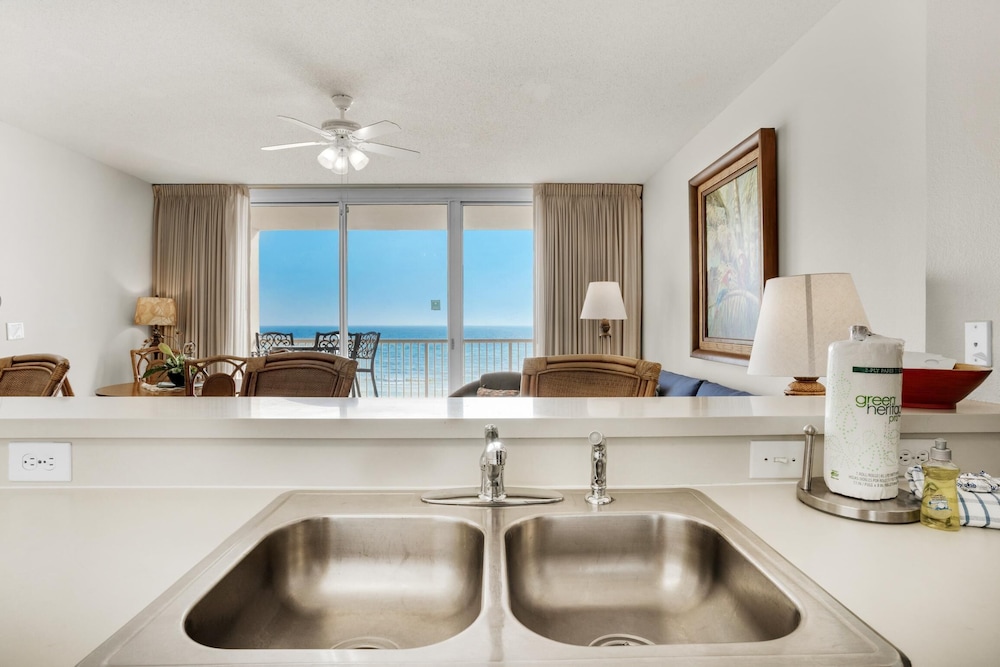 Majestic Beach Towers 1 407 - photo 11