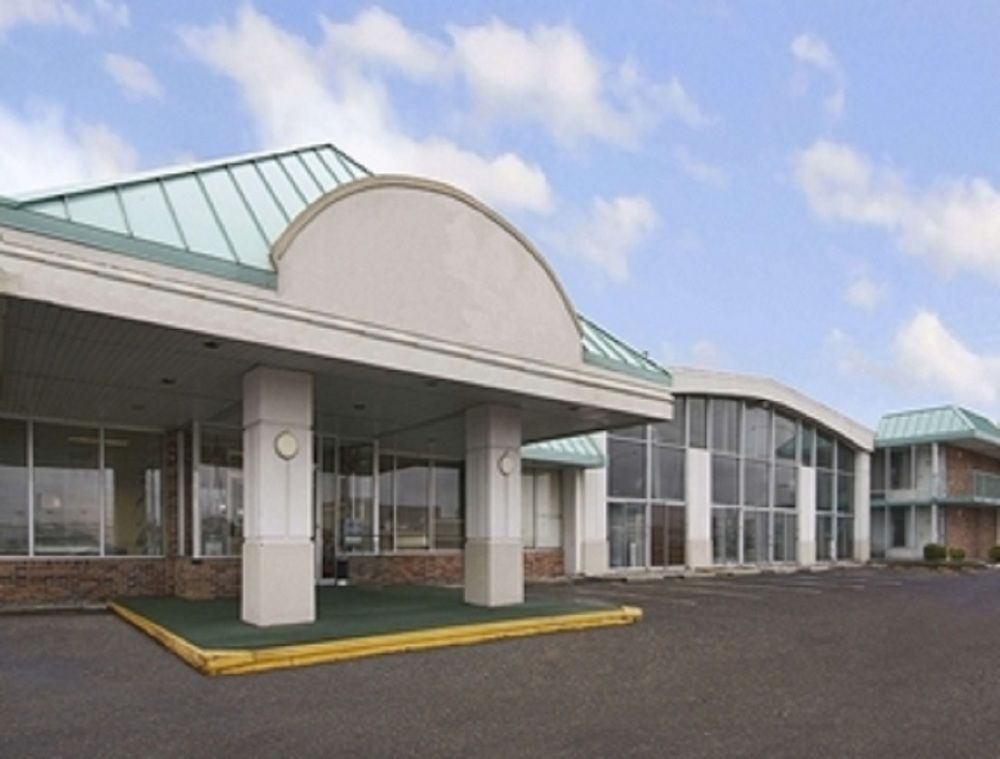 Days Inn Rantoul - carbon neutral hotel in Rantoul