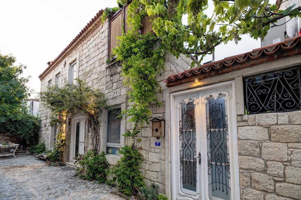 Sakin Ev - carbon neutral hotel in Cesme