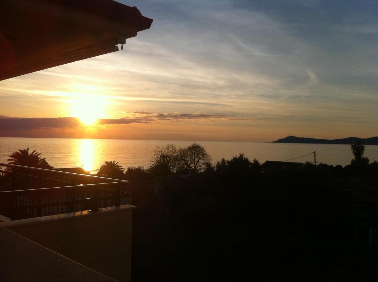Villa Olga studios — 4-Star Luxury Hotel in Kassandreia, Greece