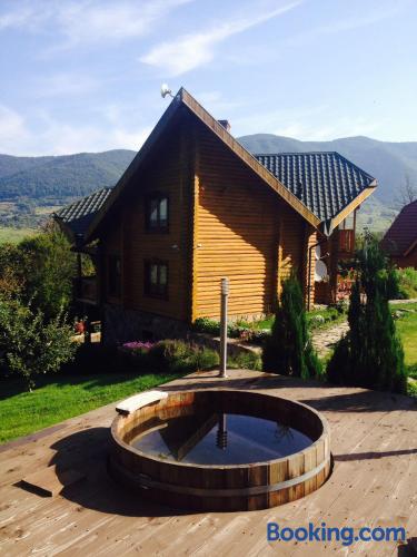 Sadyba Ertash in Velykyi Bereznyi, Ukraine