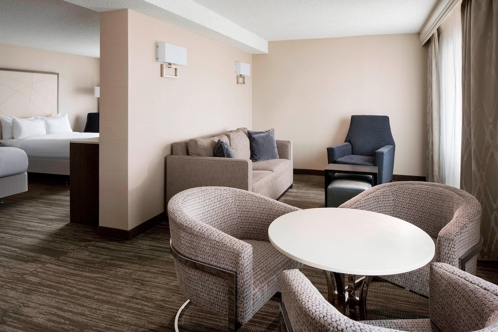 San Francisco Airport Marriott Waterfront - photo 17