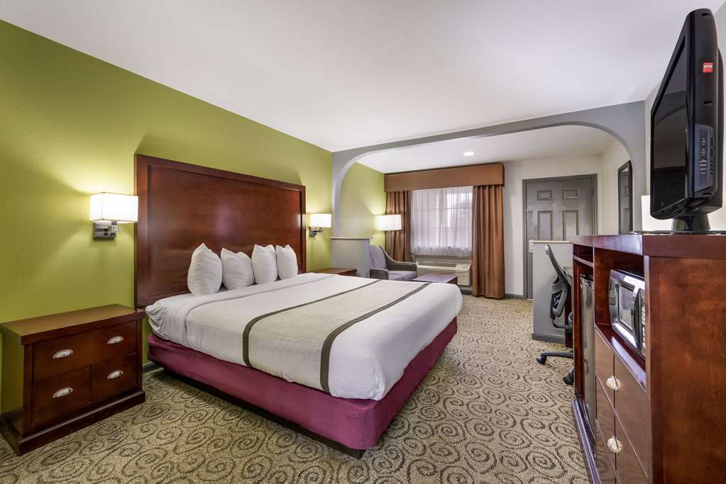 SureStay Hotel by Best Western Deer Park - photo 17
